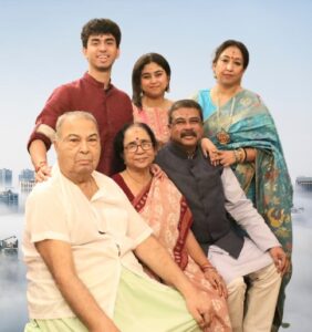 Dharmendra pardhan bio with faimly