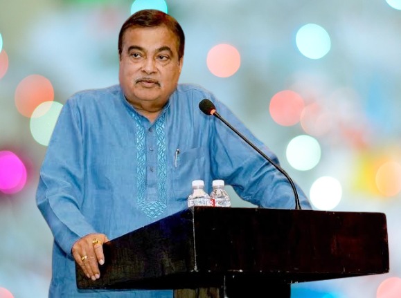 Nitin Gadkari Biography, Age, Wife, Family, Education, Career & Net Worth